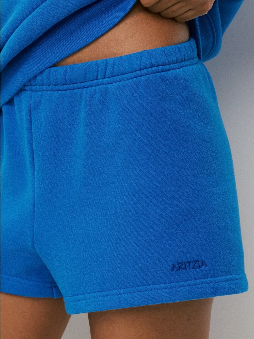 Aritzia cozy sweatfleece hi-rise mini shorts in jazz blue